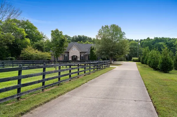 1655 S Lovvorn Rd, Christiana, TN 37037