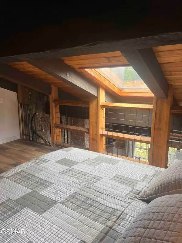 1081 Cove Road #APT 834, Sevierville, TN 37876