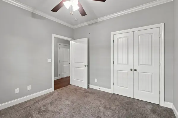 2927 Stuyvesant Ln, Murfreesboro, TN 37128