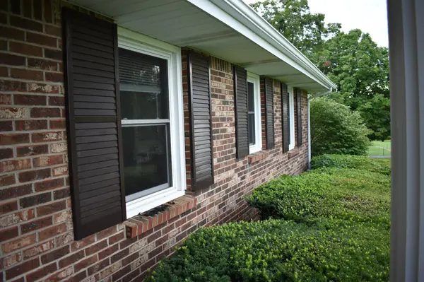 3350 Sango Rd, Clarksville, TN 37043