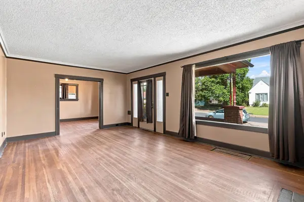 228 E GLASS Ave, Spokane, WA 99207