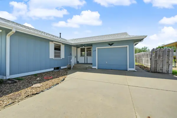 2158 Kensington Rd, Salina, KS 67401
