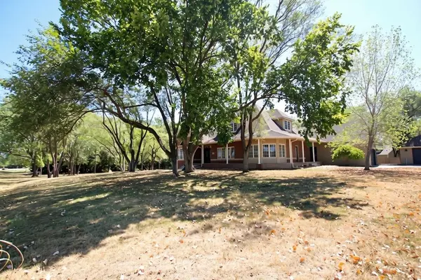 15425 W Grassmere, Wichita, KS 67052