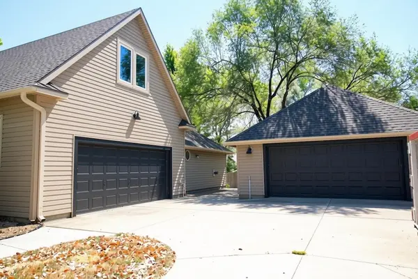 15425 W Grassmere, Wichita, KS 67052