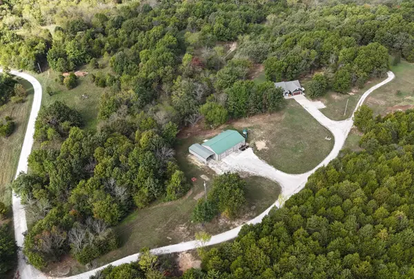 2373 E 540th RD, Buffalo, MO 65622
