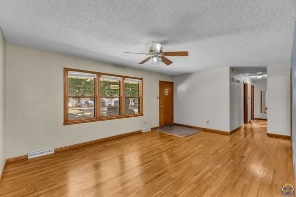 1901 SW Village DR, Topeka, KS 66604
