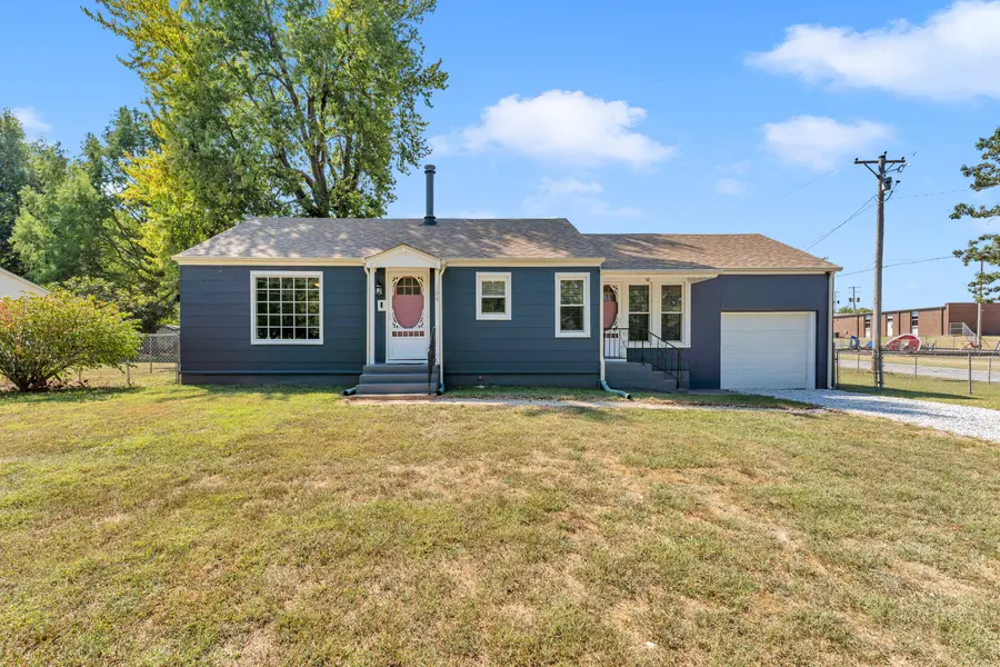 106 E Mount Vernon RD, Billings, MO 65610