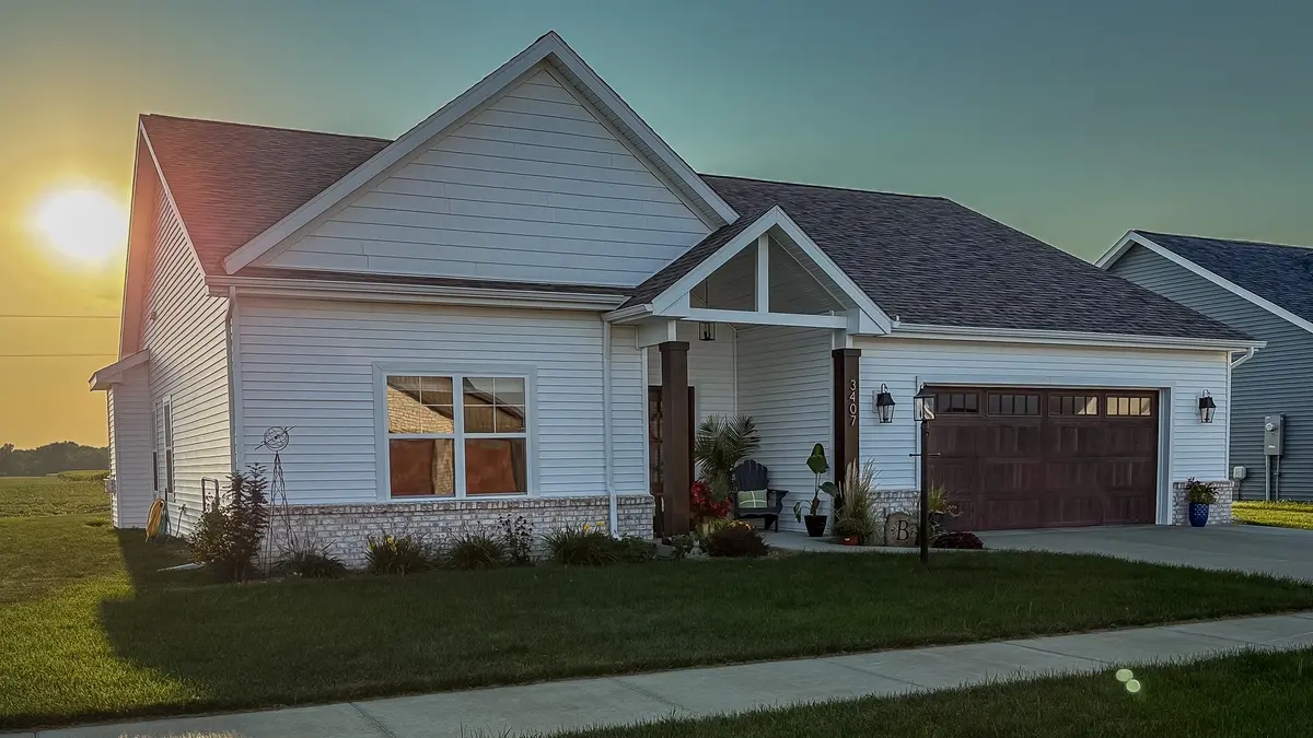 3407 Melissa LN, Urbana, IL 61802