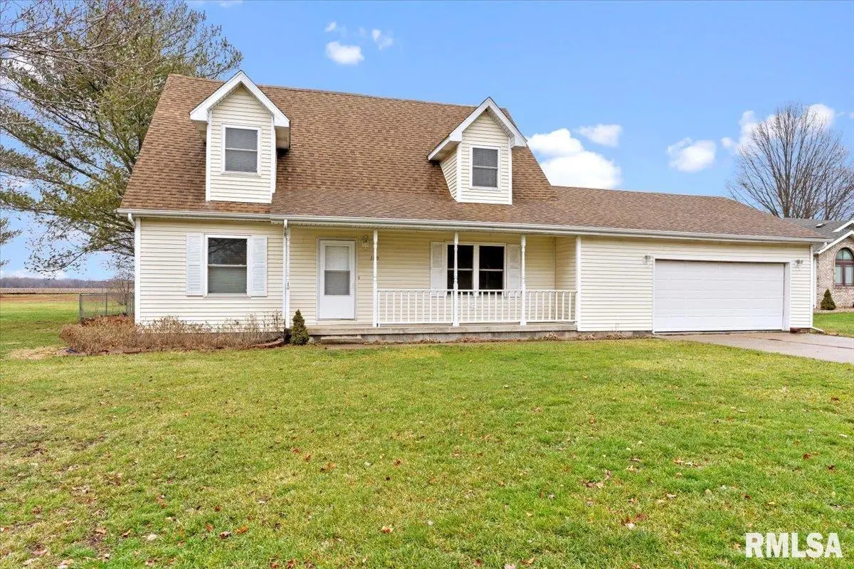 189 JOAN DR, Divernon, IL 62530