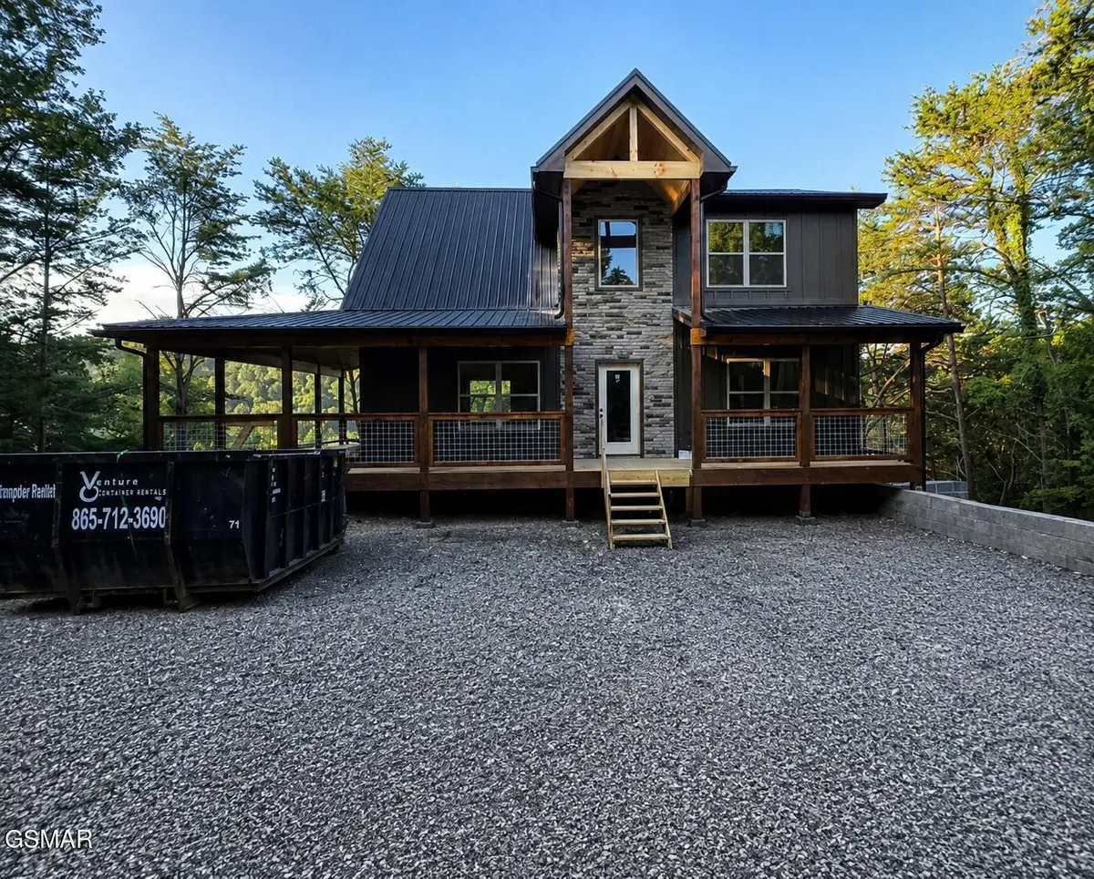 3004 Crestview Court, Sevierville, TN 37862