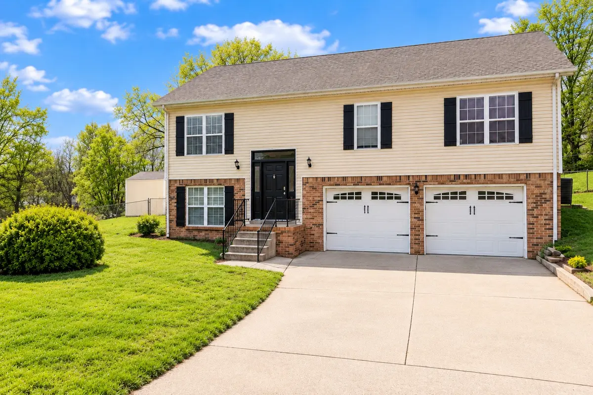 524 Barney Ln, Clarksville, TN 37042