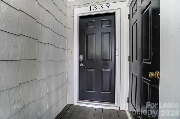 1339 Torrence CIR, Davidson, NC 28036