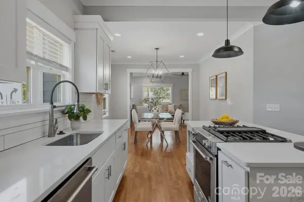 1416 Parkwood AVE, Charlotte, NC 28205