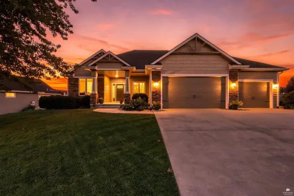 1100 Lee Mill CIR, Manhattan, KS 66503
