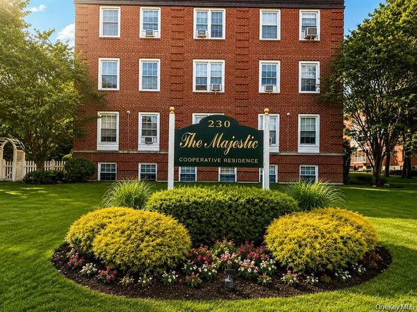 230 Central AVE #3-I, Lawrence, NY 11559