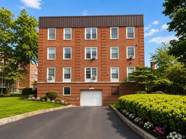 230 Central AVE #3-I, Lawrence, NY 11559