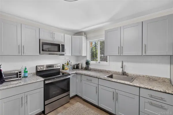 108 Maplewood AVE, Loch Sheldrake, NY 12759