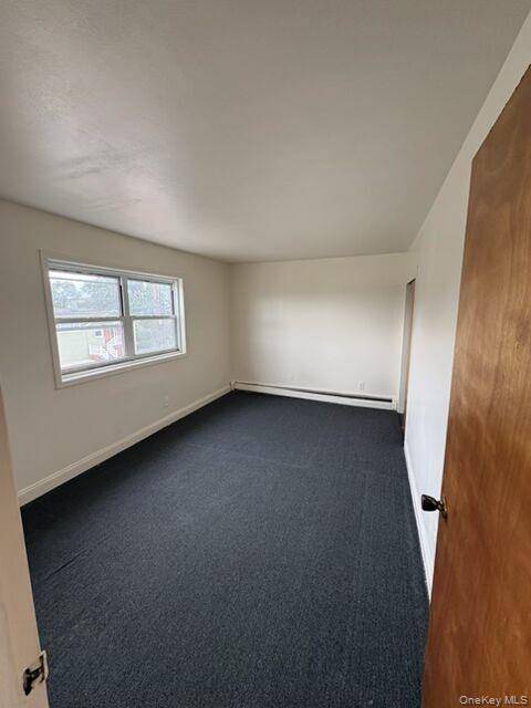 41 Quebec RD, Island Park, NY 11558