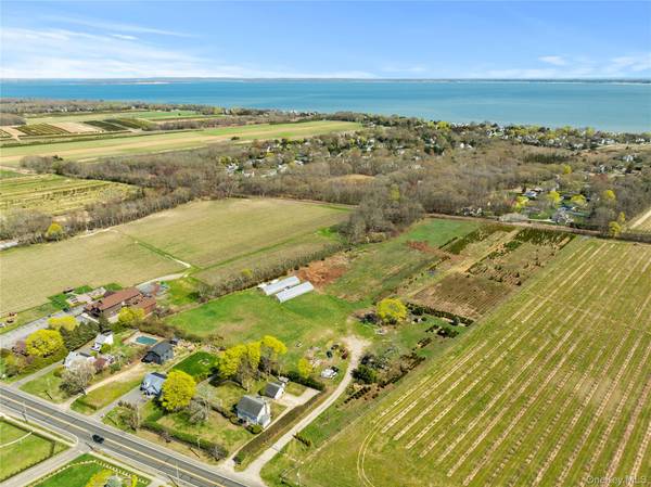 1705 & 1709 Main RD, Jamesport, NY 11947