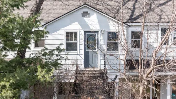 429 S 4th Ave E, Ely, MN 55731