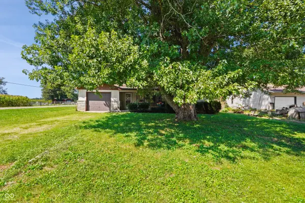1490 Raymond RD, Martinsville, IN 46151