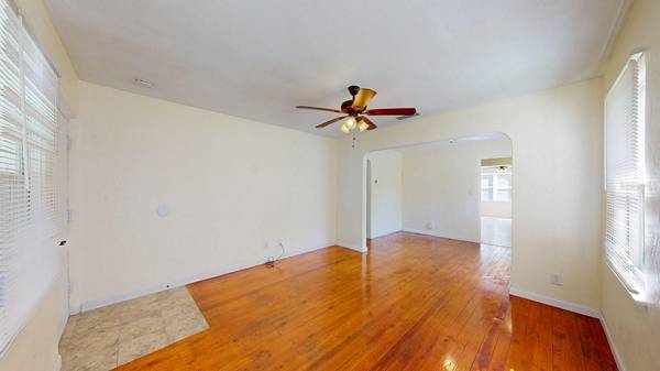 125 N CAROLINE ST, Daytona Beach, FL 32114