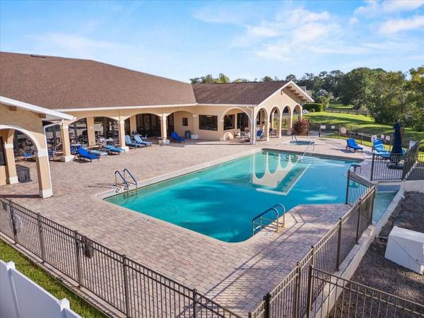 505 MEANDERING WAY, Polk City, FL 33868