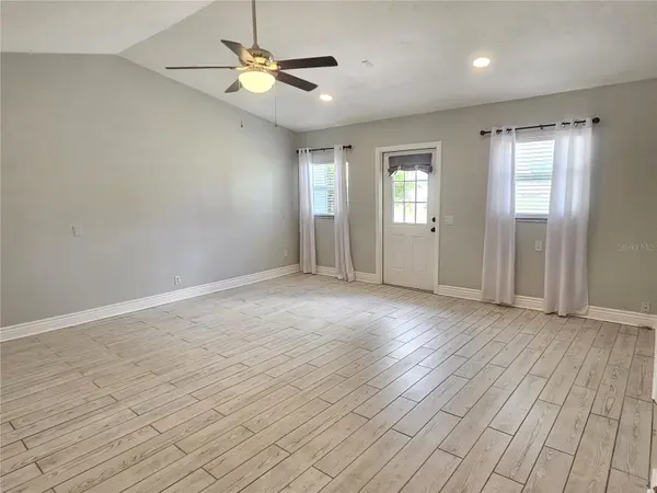 5042 LINDA ST #A, Venice, FL 34293