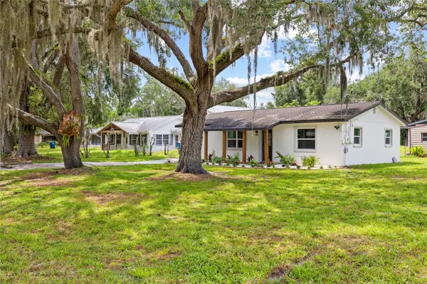 34807 EVERGREEN WAY, Dade City, FL 33523