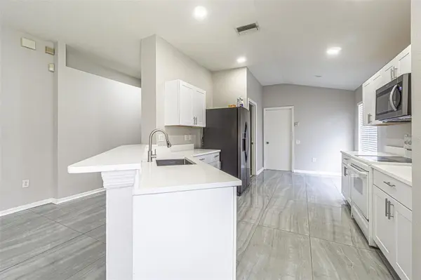 5553 GALLANT FOX CT, Wesley Chapel, FL 33544