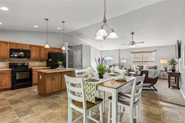 313 Silica DR, Festus, MO 63028