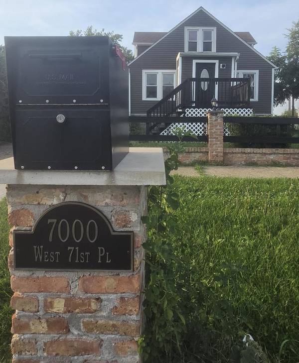 7000 W 71ST PL, Chicago, IL 60638