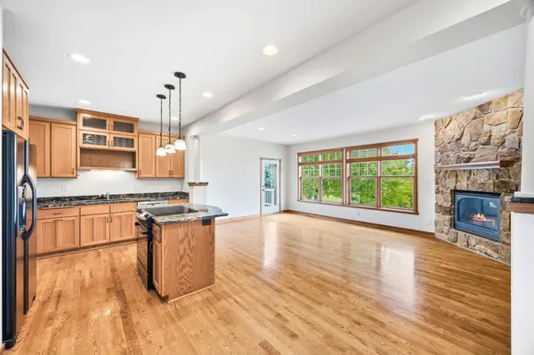 11662 Laketowne VW, Albertville, MN 55301