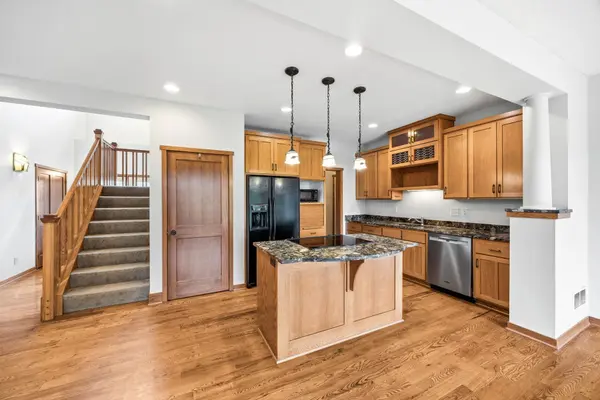 11662 Laketowne VW, Albertville, MN 55301