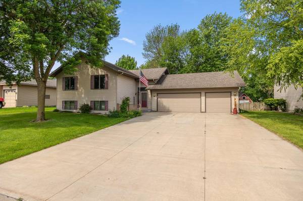 700 W Welco DR, Montgomery, MN 56069