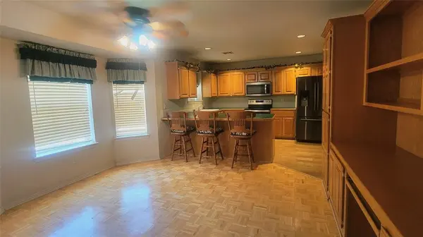 114 Camaron DR, Shawnee, OK 74804