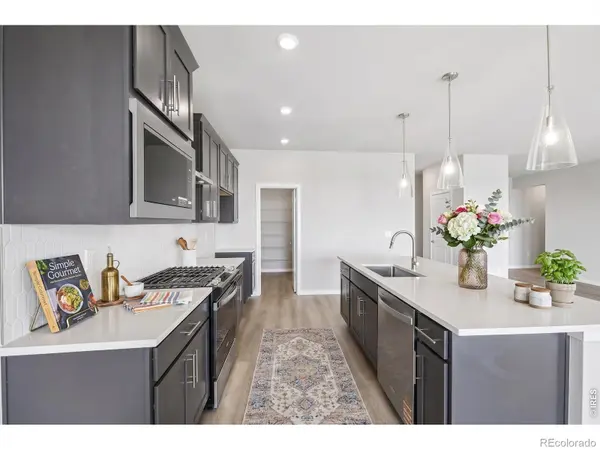 348 Rustic Barn LN, Berthoud, CO 80513