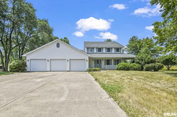 19791 HUNT RD, Petersburg, IL 62675