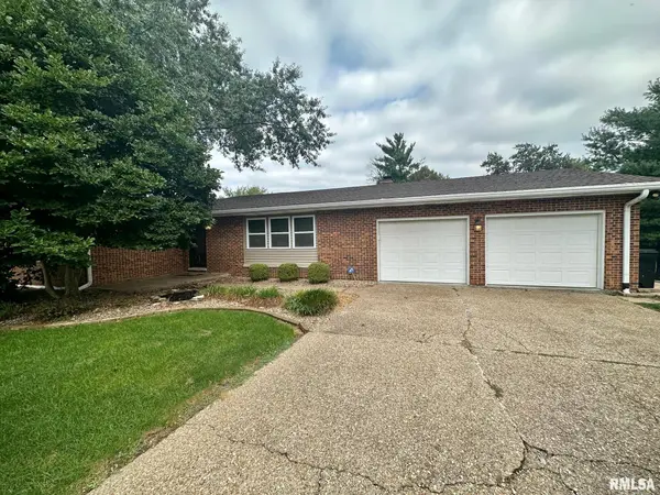 2907 CHATEAU CT, Quincy, IL 62301