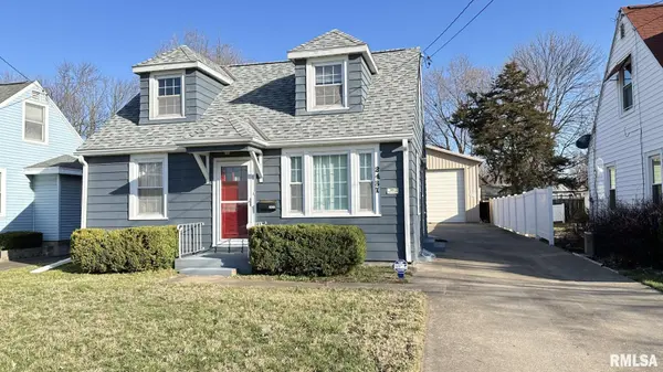 2437 OAK ST, Quincy, IL 62301