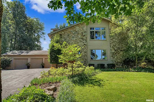 5388 SMITH RD, Pleasant Plains, IL 62677