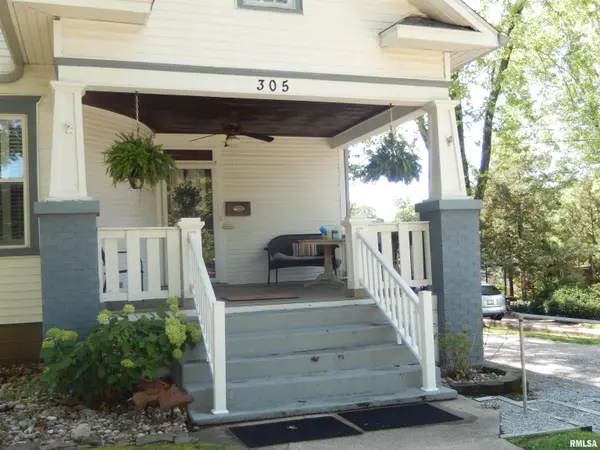 305 W HIGH ST, Anna, IL 62906