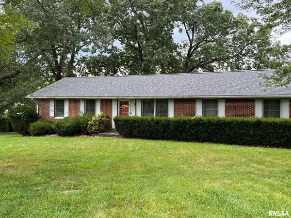 236 Carbon Lake RD, Murphysboro, IL 62966