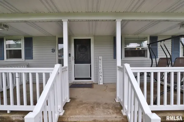 9 MARLEE DR, Canton, IL 61520