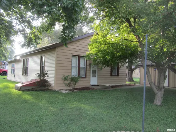 109 W 8TH ST,  Dunfermline,  IL 61524