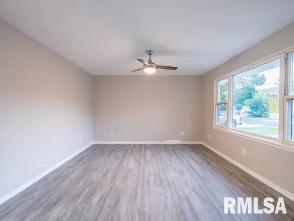 405 BIRD AVE, Bartonville, IL 61607