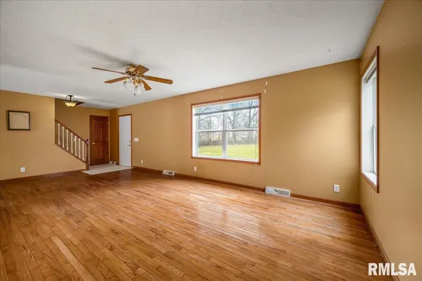 1753 WIEDMAN RD, Cazenovia, IL 61545