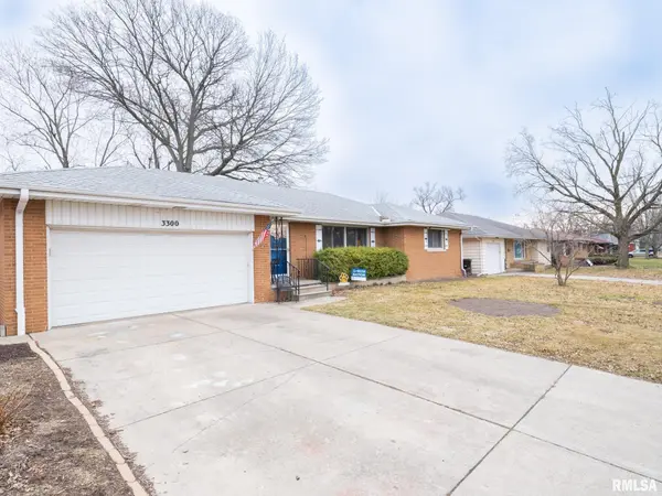3300 N ISABELL AVE, Peoria, IL 61604