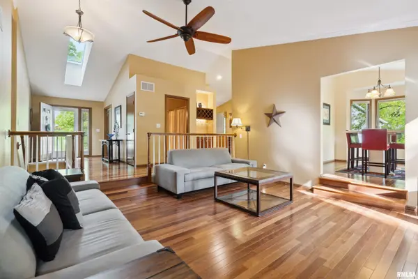 4001 46TH Street Court, Rock Island, IL 61201