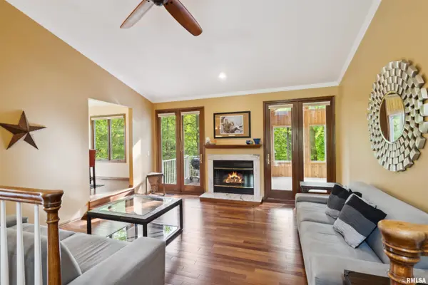4001 46TH Street Court, Rock Island, IL 61201